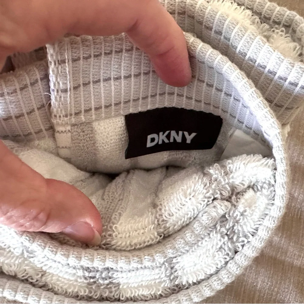 DKNY Hand Towels Set of 2 Cotton Gray & White Stripes NEW